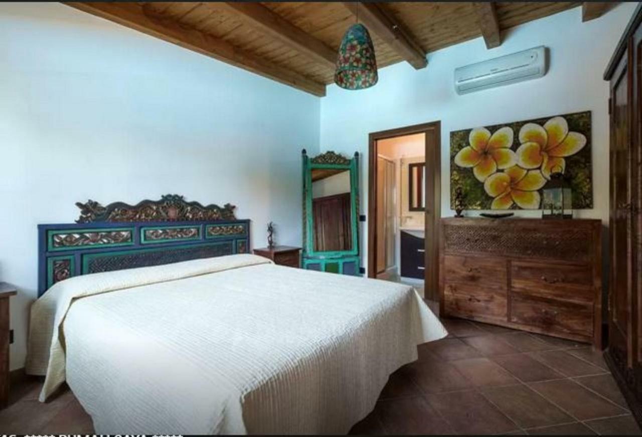 Rumah Saya Campofelice Di Roccella Zewnętrze zdjęcie